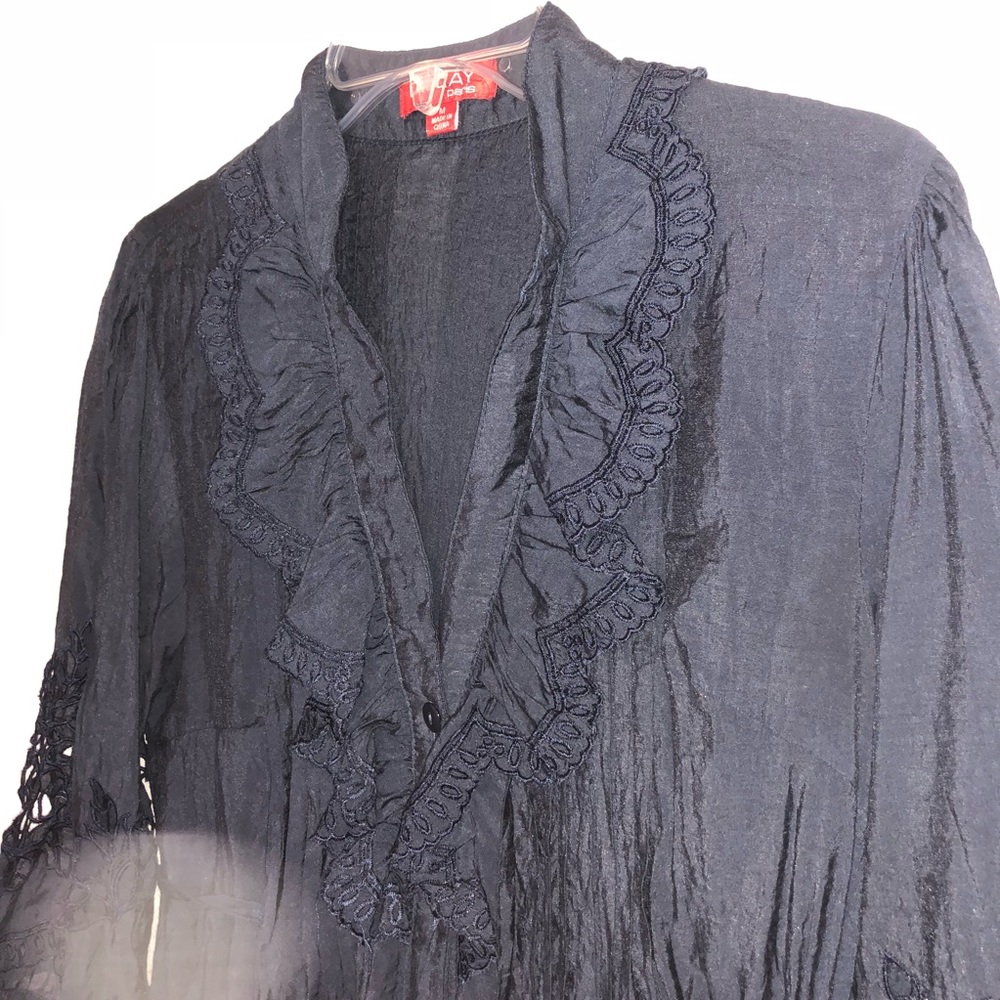 Display Paris 🦋 navy blue embroidered EUC - Picture 3 of 8